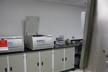 Aménagement de mobilier et équipements dans un nouveau laboratoire de recherche